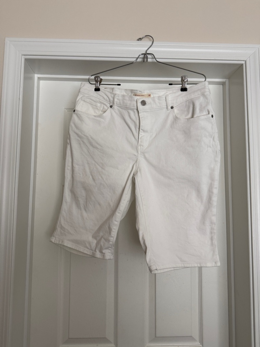 Levi Strauss & Co. White Bermuda Shorts